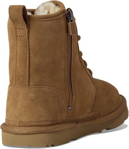 UGG بوت تشوكا برقبة عالية للاطفال من الجنسين من كيه نيوميل in Saudi Arabia