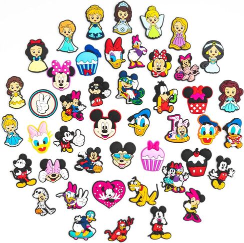 45 قطعة من سحر الأحذية الكرتونية، حزمة سحر الأحذية للفتيات المراهقات والأطفال والنساء، سحر حذاء لطيف للأطفال، دبابيس أحذية جميلة من PVC، إكسسوارات أحذية جميلة للحفلات، هدايا عيد الميلاد in Kuwait