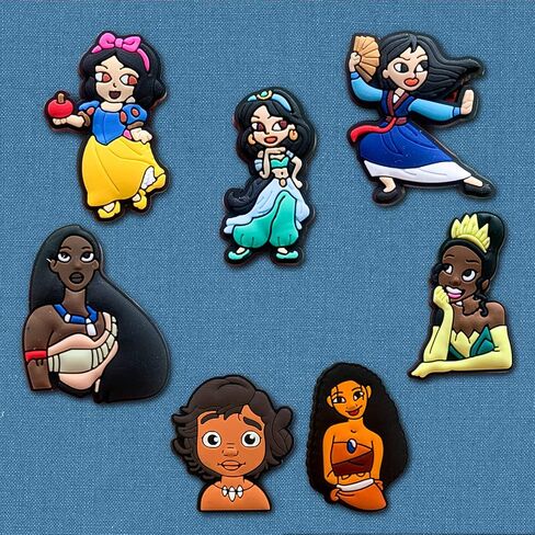 20 قطعة من تعليقات احذية الاميرة لكروكس كلوج مختلفة مطابقة الصنادل والاساور والاساور، تعليقات الاميرة الخيالية للاطفال والبنات والمراهقين والبالغين والنساء، هدايا الحفلات، معدن غير ثمين، بدون احجار in Kuwait