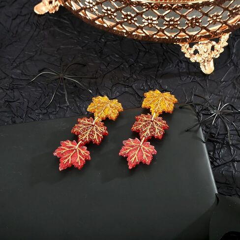 INNERDIVA Halloween Earrings for Women Skull BOO Pumpkin Ghost Maple Leaf Earrings Holiday Festive Jewelry Gifts in Saudi Arabia