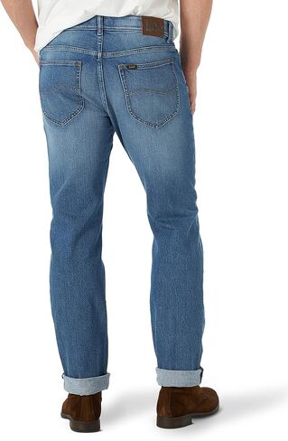 Lee Men's Extreme Motion Bi-Stretch Slim Straight Leg Jean in Saudi Arabia