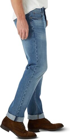 Lee Men's Extreme Motion Bi-Stretch Slim Straight Leg Jean in Saudi Arabia