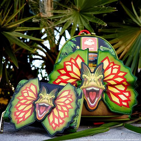 محفظة Loungefly Jurassic Park للذكرى الثلاثين، حصرية لأمازون in Saudi Arabia