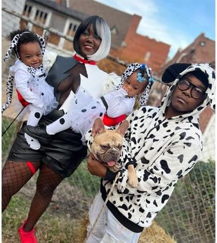 مجموعة زي ماكفاديون مع عصابات رأس أذن الكلب، وربطة عنق، وذيل لأزياء عيد الميلاد والهالوين والعام الجديد أو ديكور الحفلات in Kuwait