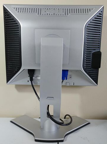 17" Dell 1708FPb DVI Rotating LCD Monitor w/USB Hub (Silver/Black) - Rotates to Portrait or Landscape View! in Kuwait