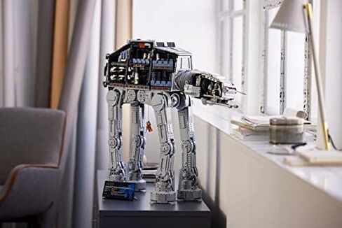 Lego Star Wars at-at Ultimate Collector Series 75313 Building Set with 6,785 Pieces in Saudi Arabia