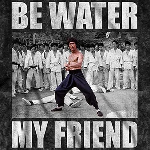 قميص Bruce Lee الرجالي المرآة - تي شيرت برسومات طريق القبضة المعترضة in Kuwait