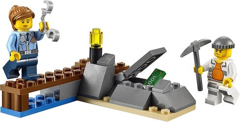 LEGO City Police Prison Island Starter Set (92 Piece) in Saudi Arabia