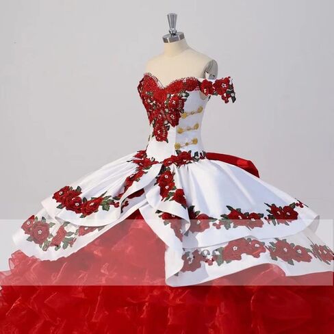 Floral Applique Pearls Quinceanera Dresses Charro Mexcian Style Ball Gown Sweet 15 Girls 2023 in Saudi Arabia
