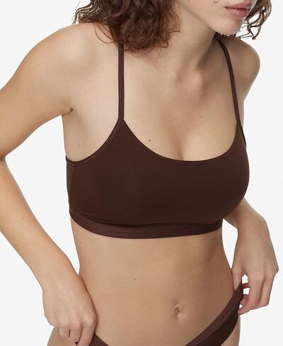 Calvin Klein Women's Form to Body Unlined Bralette in Kuwait