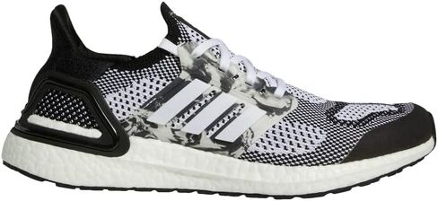 حذاء أديداس Ultraboost 19.5 DNA للرجال in Saudi Arabia