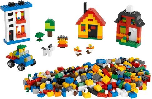 LEGO Creative Building Kit, 650 pieces 5749 in Saudi Arabia