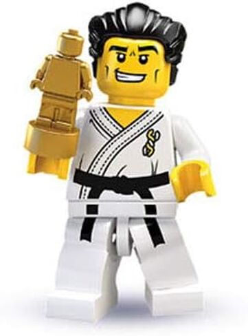 LEGO - Minifigures Series 2 - KARATE MASTER in Saudi Arabia
