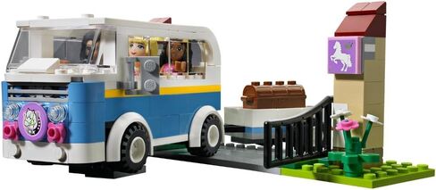 LEGO Friends 3185: Summer Riding Camp in Saudi Arabia