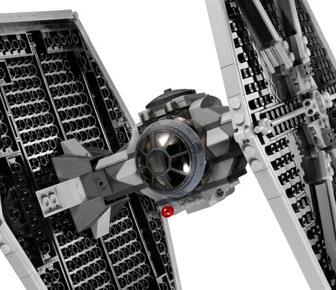LEGO Star Wars Tie Fighter 9492 in Saudi Arabia