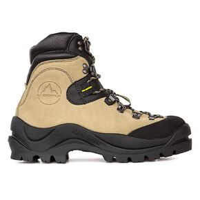 La Sportiva Makalu Mountaineering/Hiking Boots in Saudi Arabia