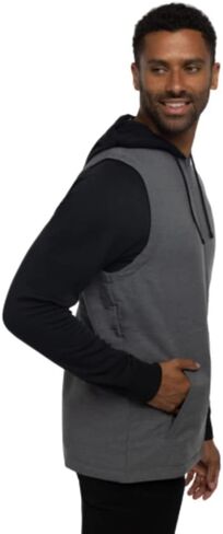 TRAVISMATHEW Scavenger Mens Golf Jacket in Saudi Arabia