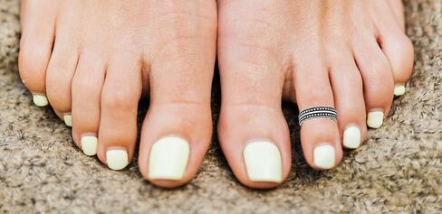 KIWI DAISY Hypoallergenic Sterling Silver Toe Ring (Adjustable) in Saudi Arabia