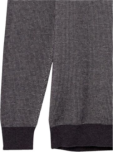 سترة صوفية رجالي ثلاثية الأبعاد برقبة على شكل حرف V من Knitwear Lab in Kuwait
