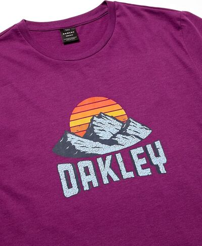 Oakley Men's Matterhorn Tee in Kuwait