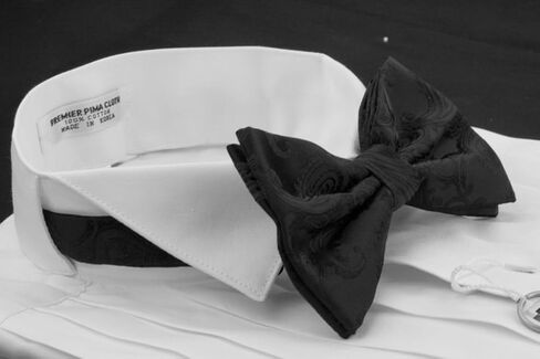 NEIL ALLYN Fumagalli's Men's 100% Cotton Wing Collar, French Cuff, Tuxedo Shirt with Bow-Tie in Saudi Arabia