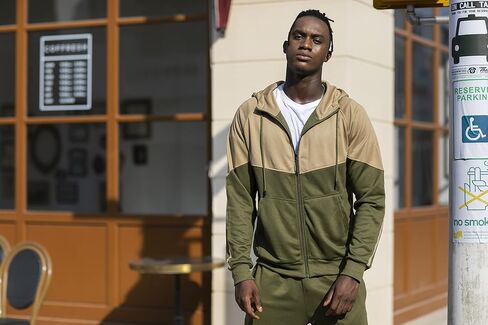 MANTORS Men's Hooded Athletic Tracksuit Casual 2 Pieces Suits Color Block Hoodies and Sweatpants Set in Saudi Arabia