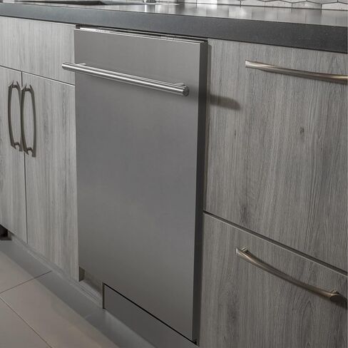 ZLINE 24 in. Top Control Dishwasher in Stainless Steel with Stainless Steel Tub in Saudi Arabia