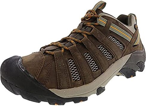 KEEN Men's Voyageur Mid Hiking Boot in Saudi Arabia