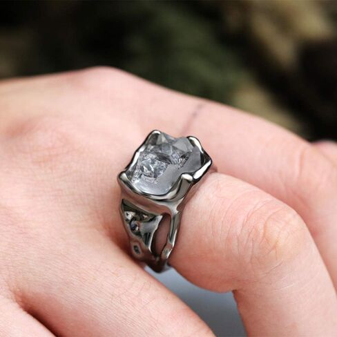 Irregular Natural Raw Stone Ring White Transparent Gemstones Crystal Incision Black Silver Polishing Jewelry for Women Men Ring in Kuwait
