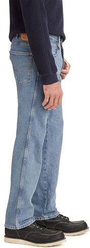 بنطال جينز Levi's الرجالي المريح ذو المقاس الغربي in Kuwait