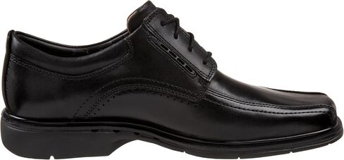 Clarks Men's Un.kenneth Lace-Up in Kuwait