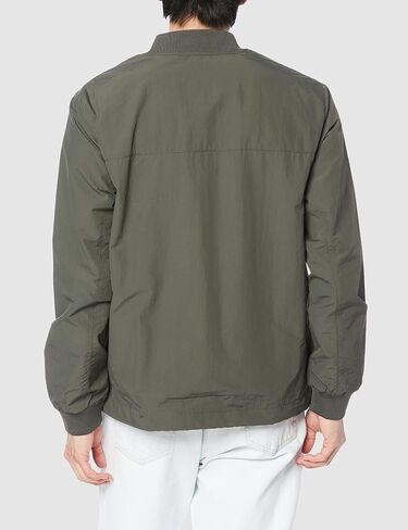 Oakley Men's Grid Jacket in Saudi Arabia