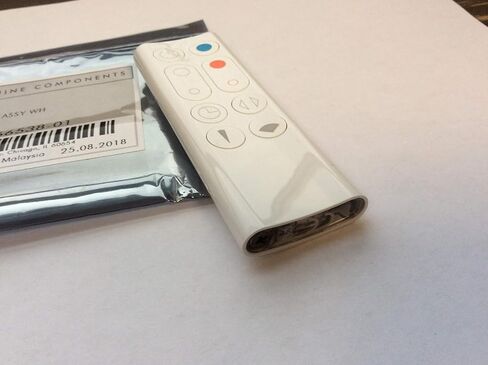 Dyson Replacement Remote Control 966538-01 for Fan Heater Model AM09 White in Saudi Arabia