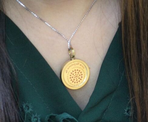 Jet Unique design Yantra Pendant Remove Negativity positive energy unisex Pendants Good look Pendant in Saudi Arabia