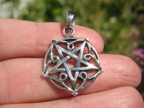 925 Sterling Silver Wicca Inverted Pentagram Pendant Necklace A40 in Saudi Arabia