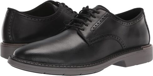 حذاء أكسفورد للرجال من Cole Haan بمقدمة سادة in Kuwait