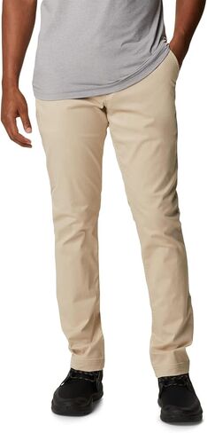 Columbia Men's Pacific Ridge Chino in Saudi Arabia