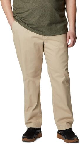 Columbia Men's Pacific Ridge Chino in Saudi Arabia