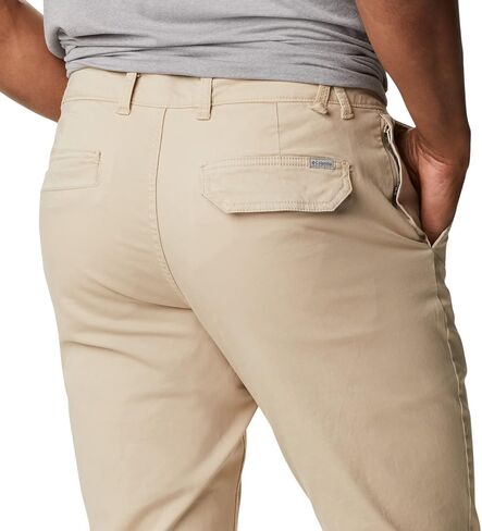 Columbia Men's Pacific Ridge Chino in Saudi Arabia