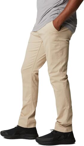 Columbia Men's Pacific Ridge Chino in Saudi Arabia