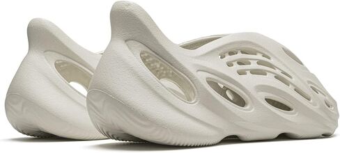 adidas Men's Yeezy Foam Rnr Slip On Casual Sandals in Saudi Arabia