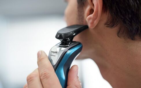 Philips Aquatouch S5420/06, Wet and Dry Men's Electric Shaver with Smartclick Precision Trimmer in Kuwait