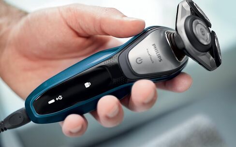 Philips Aquatouch S5420/06, Wet and Dry Men's Electric Shaver with Smartclick Precision Trimmer in Kuwait