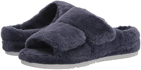 UGG Men's Fluff That Slipper in Saudi Arabia