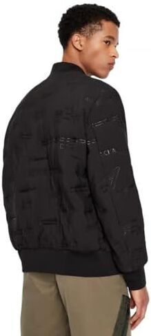 سترة منفوخة مبطنة تحمل شعار A|X ARMANI EXCHANGE للرجال in Kuwait