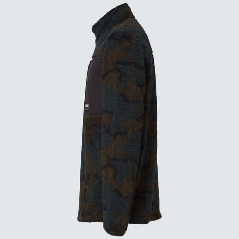Oakley Mountain Fire Sherpa in Saudi Arabia