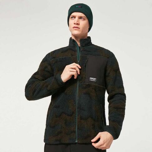 Oakley Mountain Fire Sherpa in Saudi Arabia