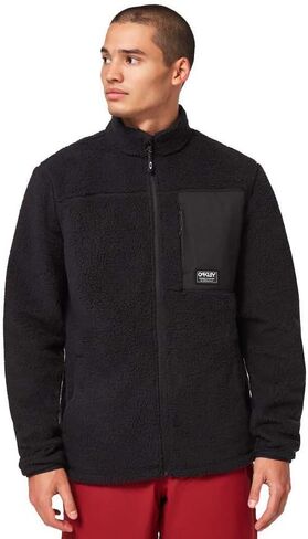 Oakley Mountain Fire Sherpa in Saudi Arabia
