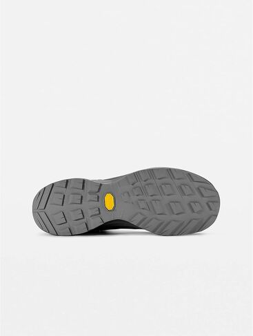 Arc'teryx Aerios FL 2 Mid GTX Shoe Men's | Fast and Light Gore-Tex Hiking Shoe in Saudi Arabia