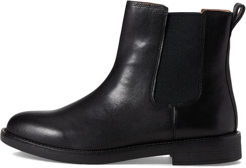 Madewell The Cleary Chelsea Boot in Leather in Saudi Arabia